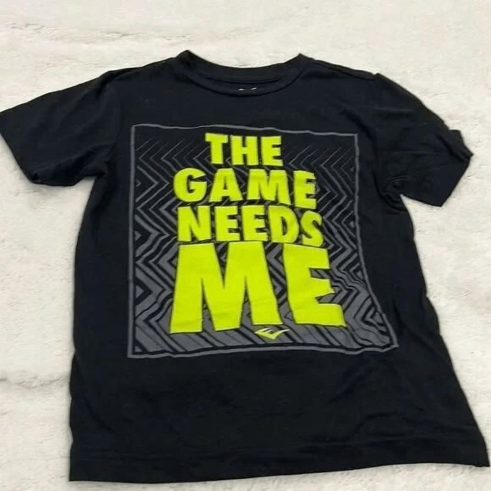Everlast gaming T-shirt size 8